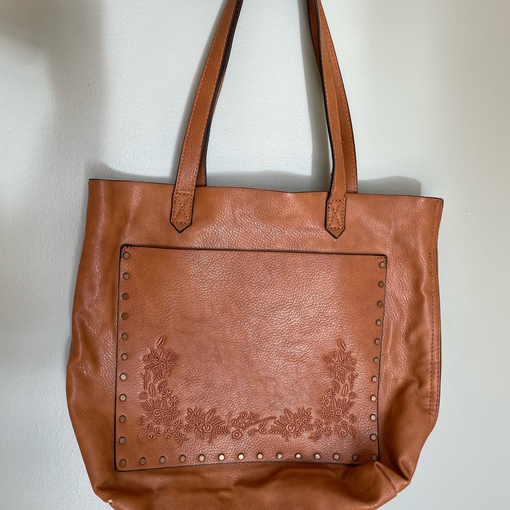 GH Bass & Co Elegant Brown floral vegan leather Tote Bag